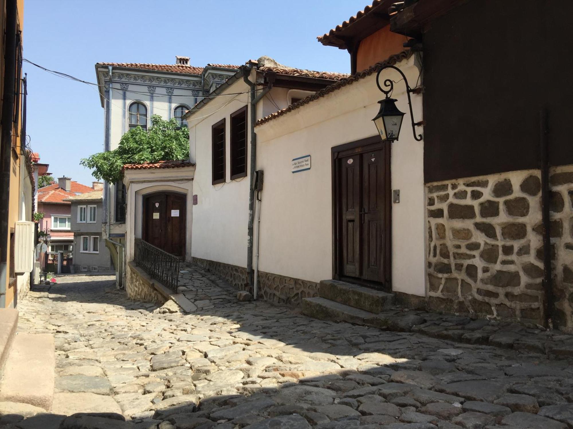 The House With The Piano Hotel Plovdiv Bagian luar foto