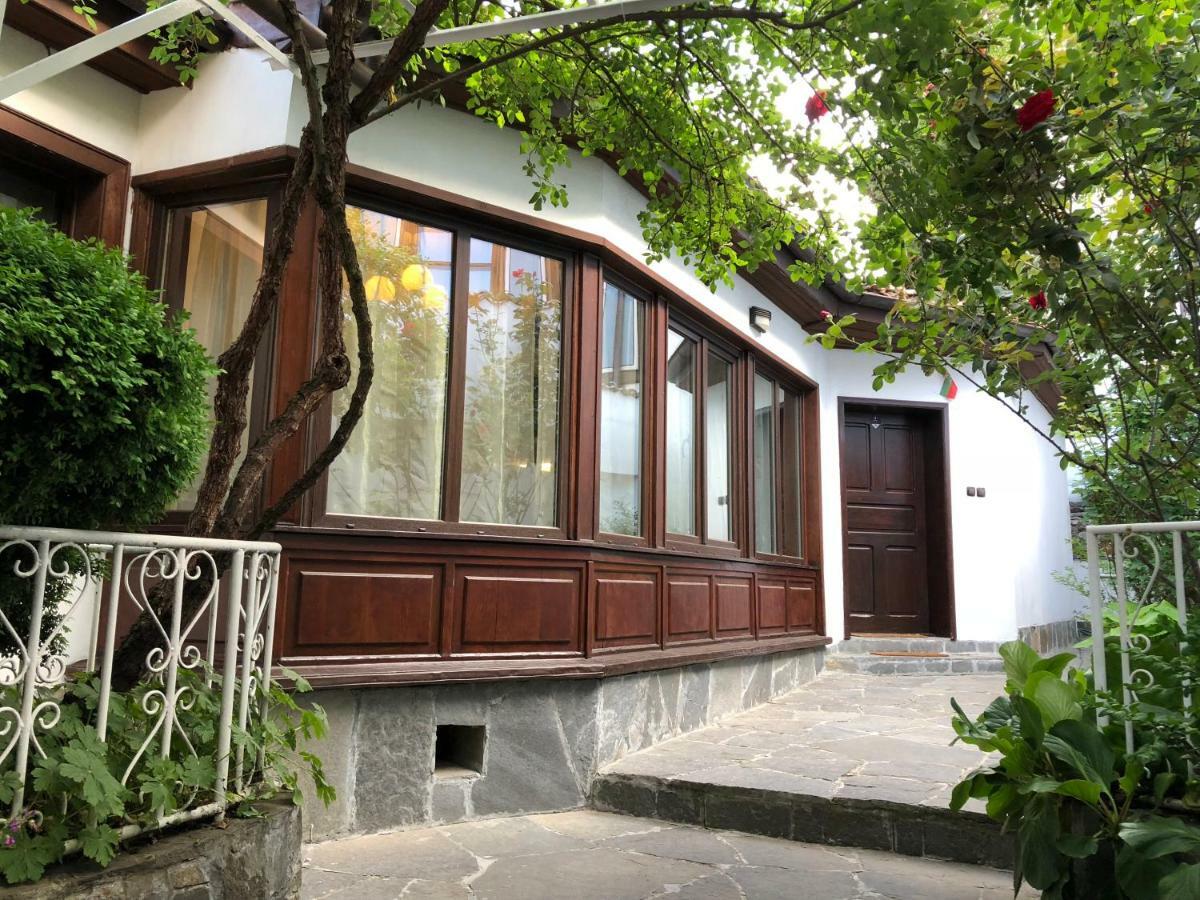 The House With The Piano Hotel Plovdiv Bagian luar foto