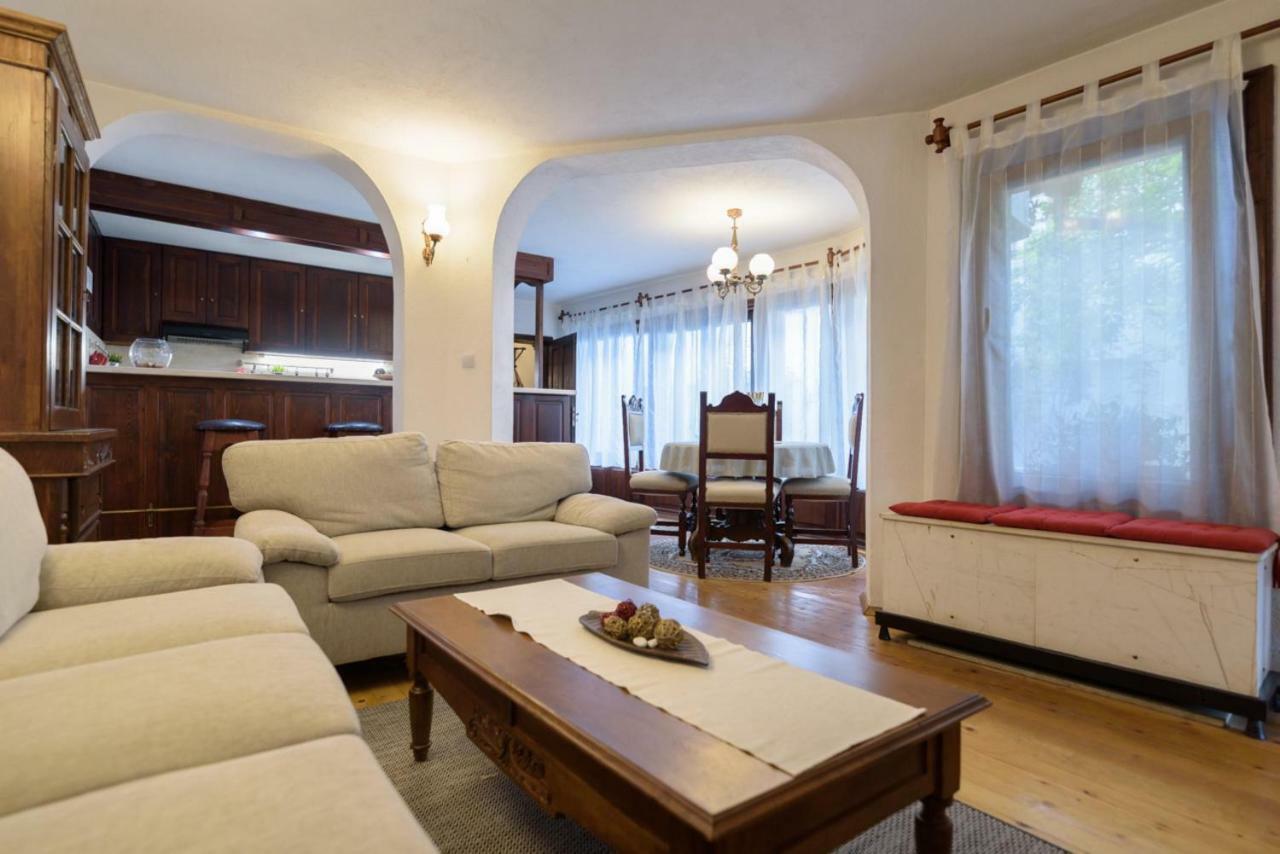 The House With The Piano Hotel Plovdiv Bagian luar foto