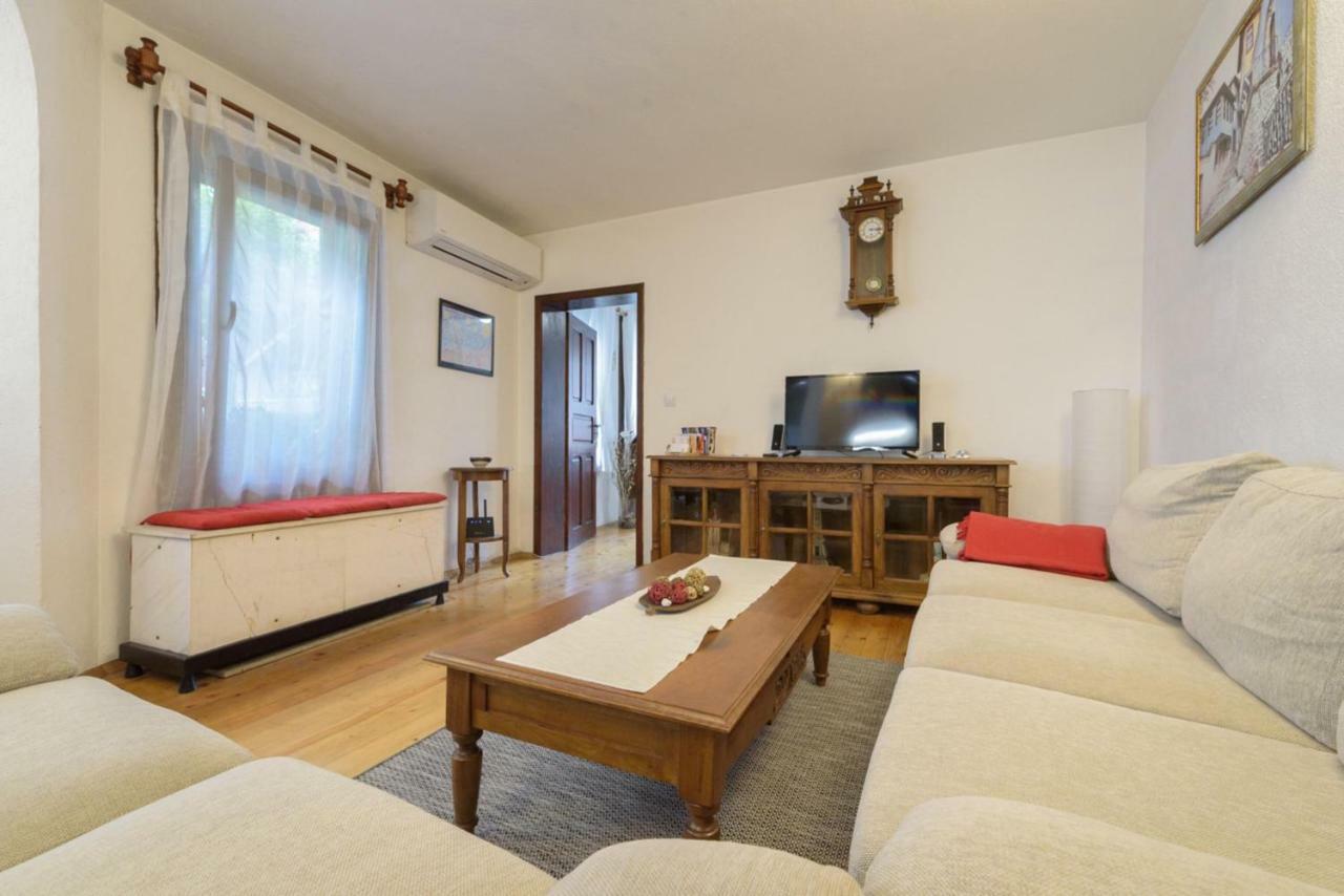The House With The Piano Hotel Plovdiv Bagian luar foto